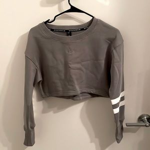 Ryderwear cropped sweatshirt XS NWOT.